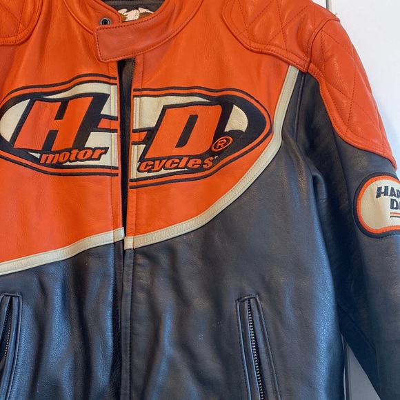 Harley Davidson Leather Jacket - Picture 2 of 5